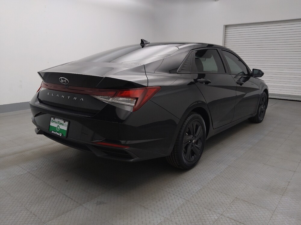 2021 Hyundai Elantra in Denver, CO 80012 - 18131856 9