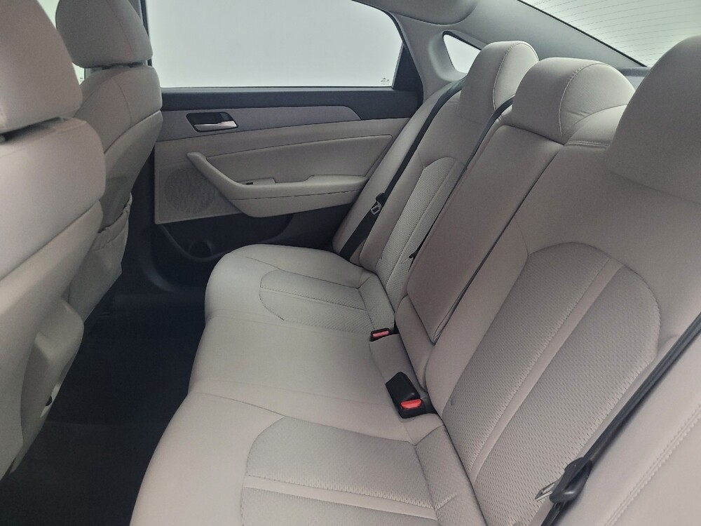 2018 Hyundai Sonata in Antioch, TN 37013 - 18131863 18