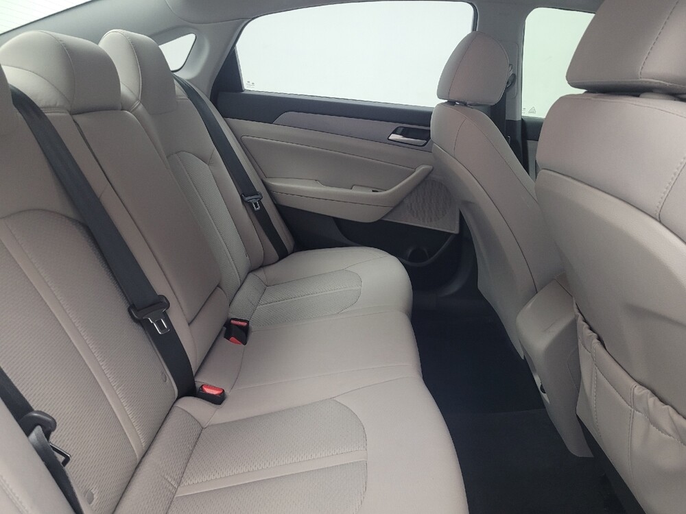 2018 Hyundai Sonata in Antioch, TN 37013 - 18131863 19