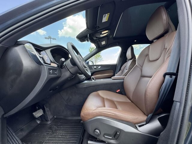 2022 Volvo XC60 in Winchester, VA 22602 - 18131897 14