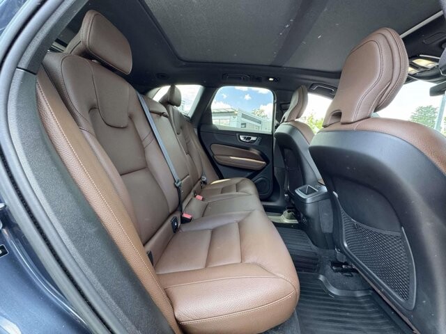 2022 Volvo XC60 in Winchester, VA 22602 - 18131897 11
