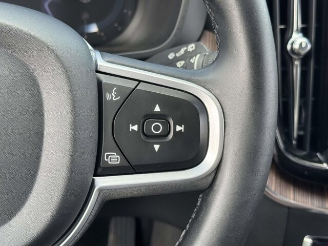2022 Volvo XC60 in Winchester, VA 22602 - 18131897 27