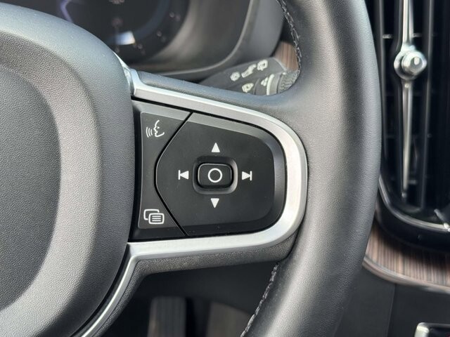 2022 Volvo XC60 in Winchester, VA 22602 - 18131897 44