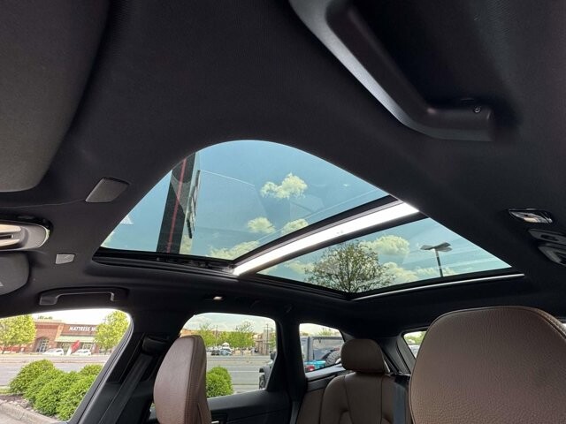2022 Volvo XC60 in Winchester, VA 22602 - 18131897 16