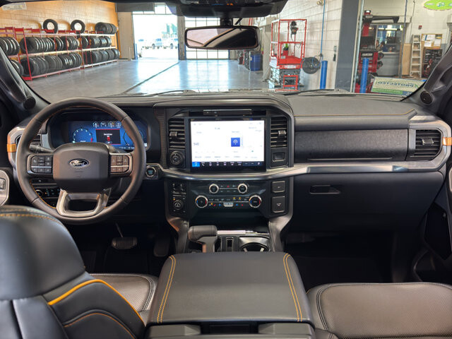 2025 Ford F150 in Burlington, WI 53105 - 18131902 14