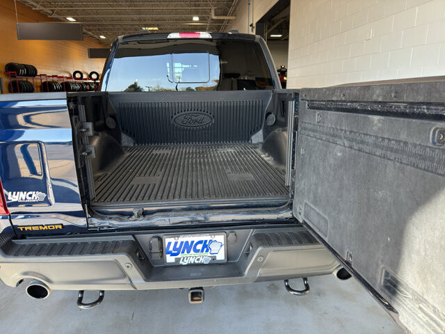2025 Ford F150 in Burlington, WI 53105 - 18131902 22