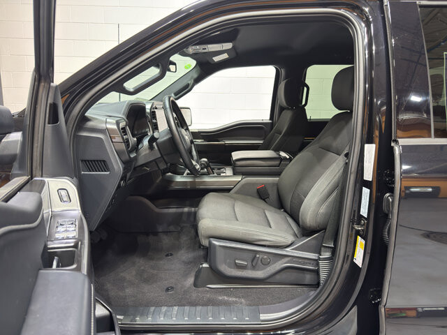 2024 Ford F150 in Burlington, WI 53105 - 18131908 16