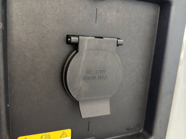 2023 Ford F150 in Burlington, WI 53105 - 18131913 23