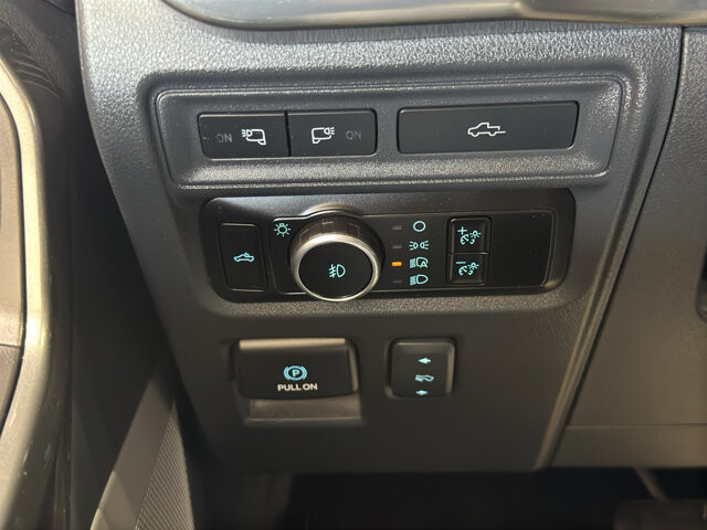 2023 Ford F150 in Burlington, WI 53105 - 18131913 33