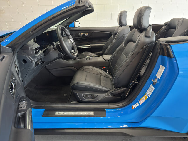2025 Ford Mustang in Burlington, WI 53105 - 18131918 12