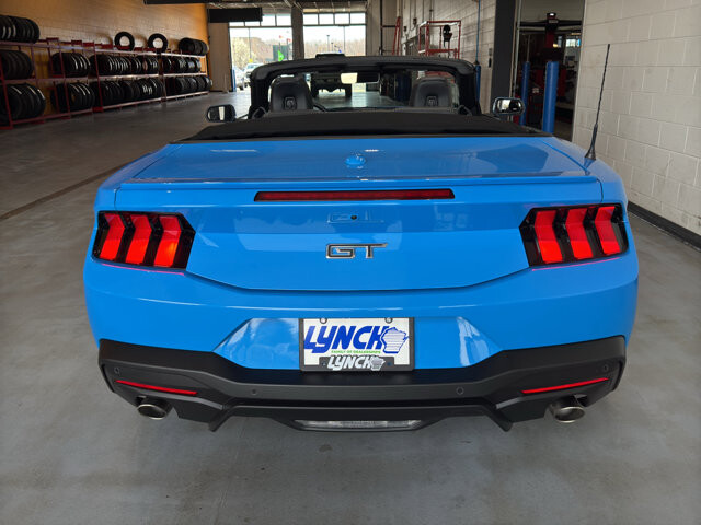 2025 Ford Mustang in Burlington, WI 53105 - 18131918 4