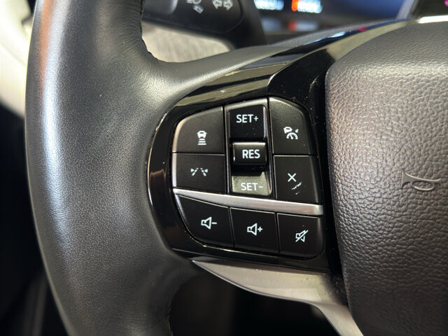 2025 Ford Explorer in Burlington, WI 53105 - 18131919 26