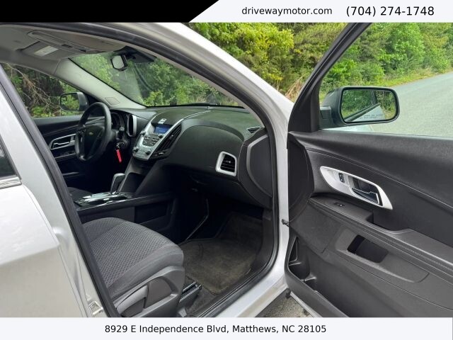 2015 Chevrolet Equinox in Matthews, NC 28105 - 18131924 9