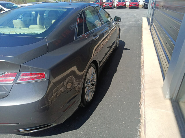 2014 Lincoln MKZ in DuBois, PA 15801 - 18131930 10