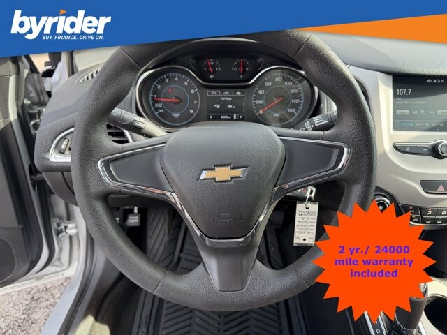 2018 Chevrolet Cruze in Conway, AR 72032 - 18131936 8