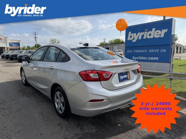 2018 Chevrolet Cruze in Conway, AR 72032 - 18131936 3