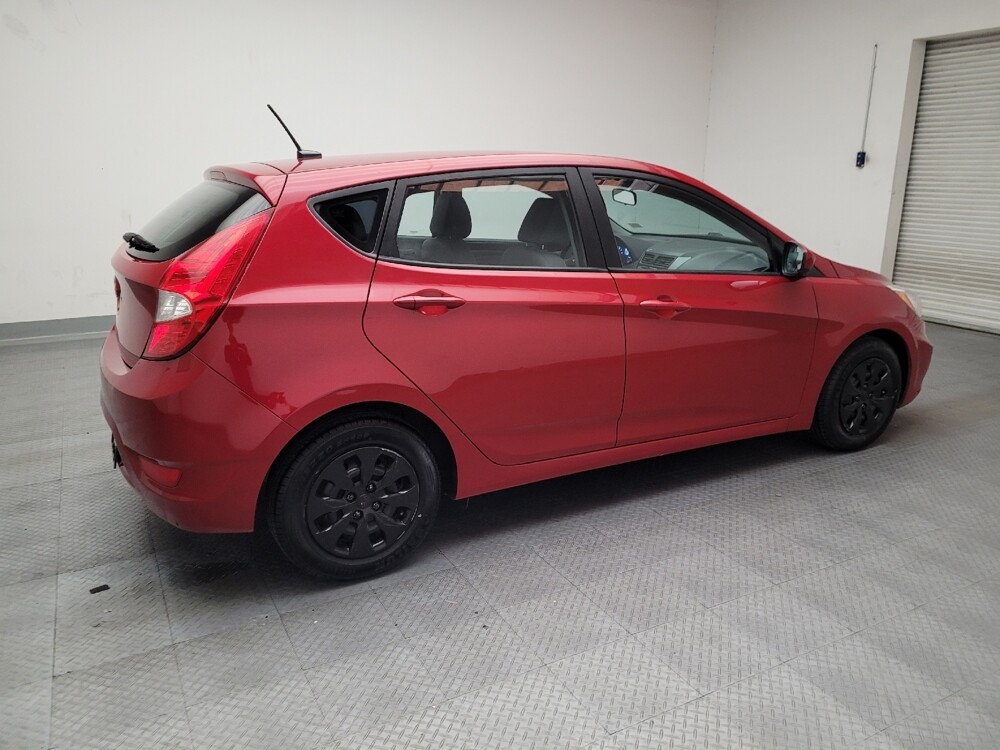 2017 Hyundai Accent in Fresno, CA 93726 - 18131943 10