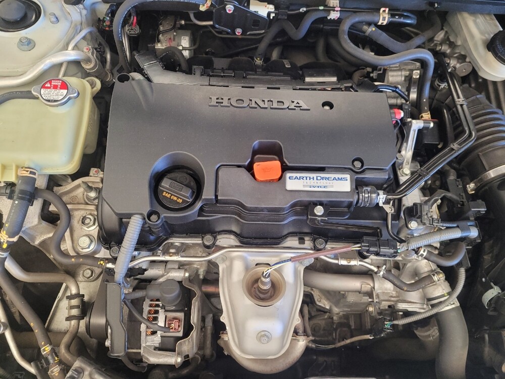 2016 Honda Civic in Torrance, CA 90504 - 18131944 30