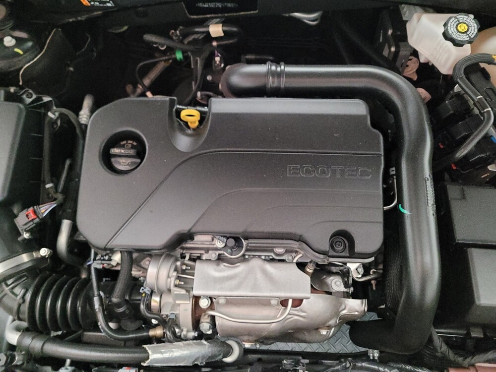 2024 Chevrolet Malibu in Downey, CA 90241 - 18131945 30