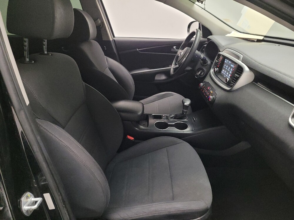 2019 Kia Sorento in Downey, CA 90241 - 18131946 21