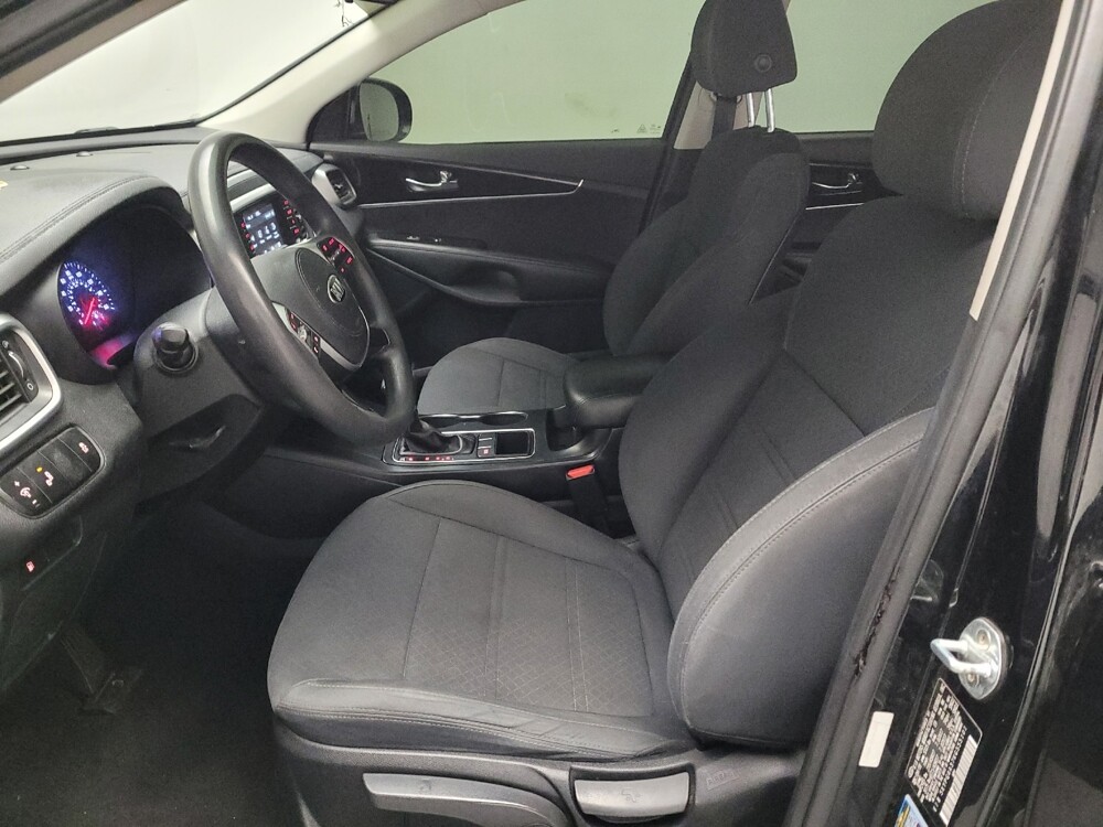 2019 Kia Sorento in Downey, CA 90241 - 18131946 17