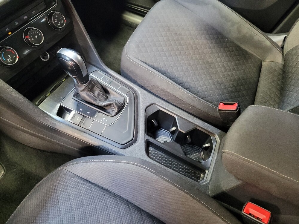 2021 Volkswagen Tiguan in Torrance, CA 90504 - 18131948 26