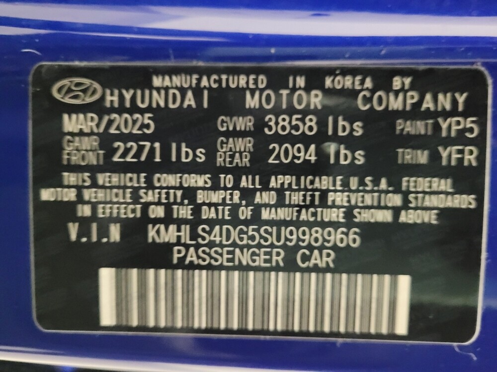 2025 Hyundai Elantra in Downey, CA 90241 - 18131950 33