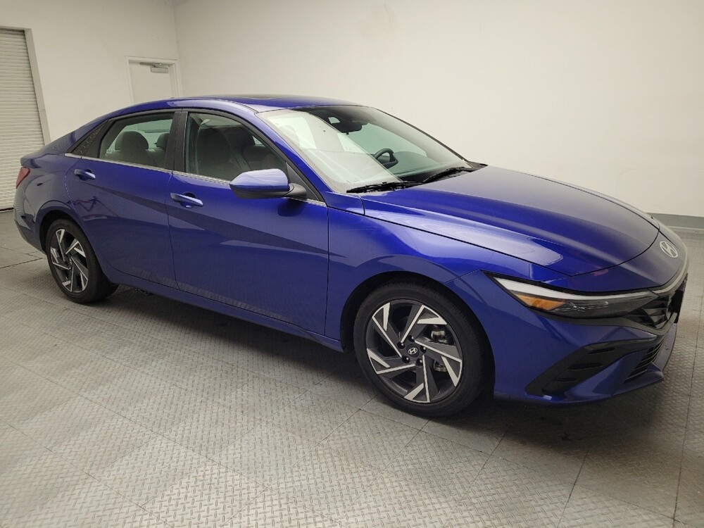 2025 Hyundai Elantra in Downey, CA 90241 - 18131950 11
