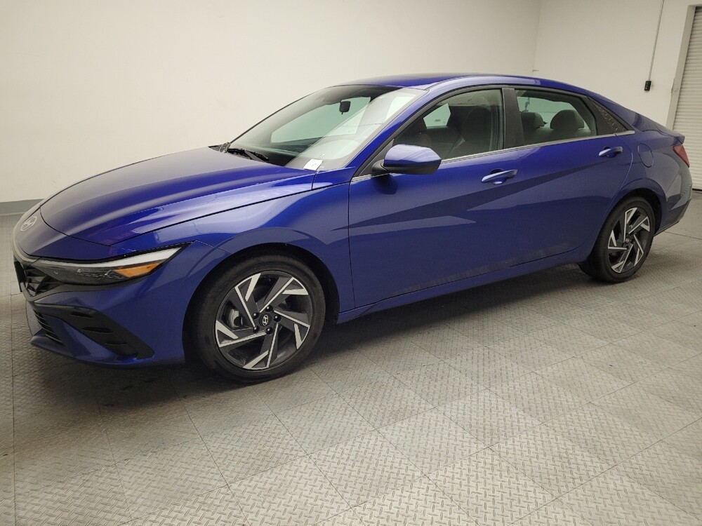 2025 Hyundai Elantra in Downey, CA 90241 - 18131950 2
