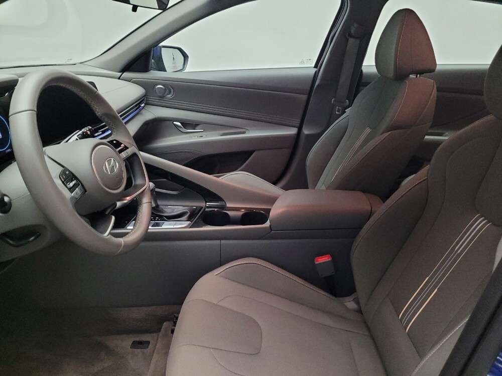 2025 Hyundai Elantra in Downey, CA 90241 - 18131950 17