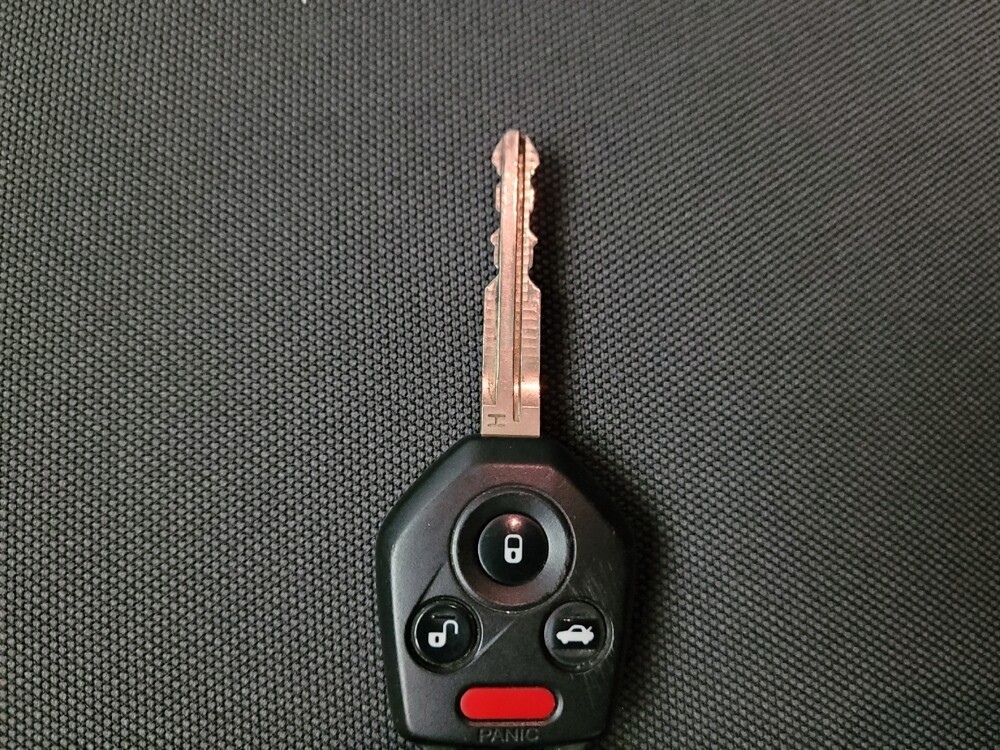 2024 Subaru Impreza in Fresno, CA 93726 - 18131951 32