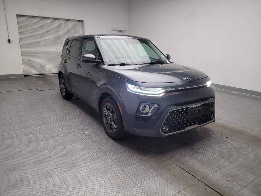 2020 Kia Soul in Fresno, CA 93726 - 18131952 13