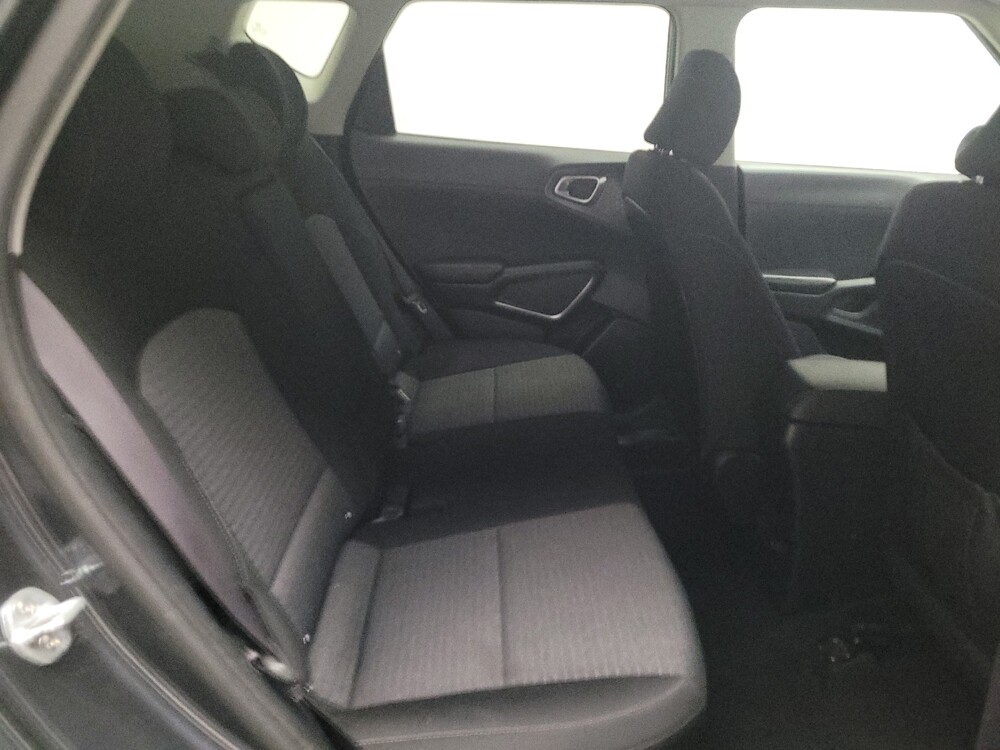 2020 Kia Soul in Fresno, CA 93726 - 18131952 19