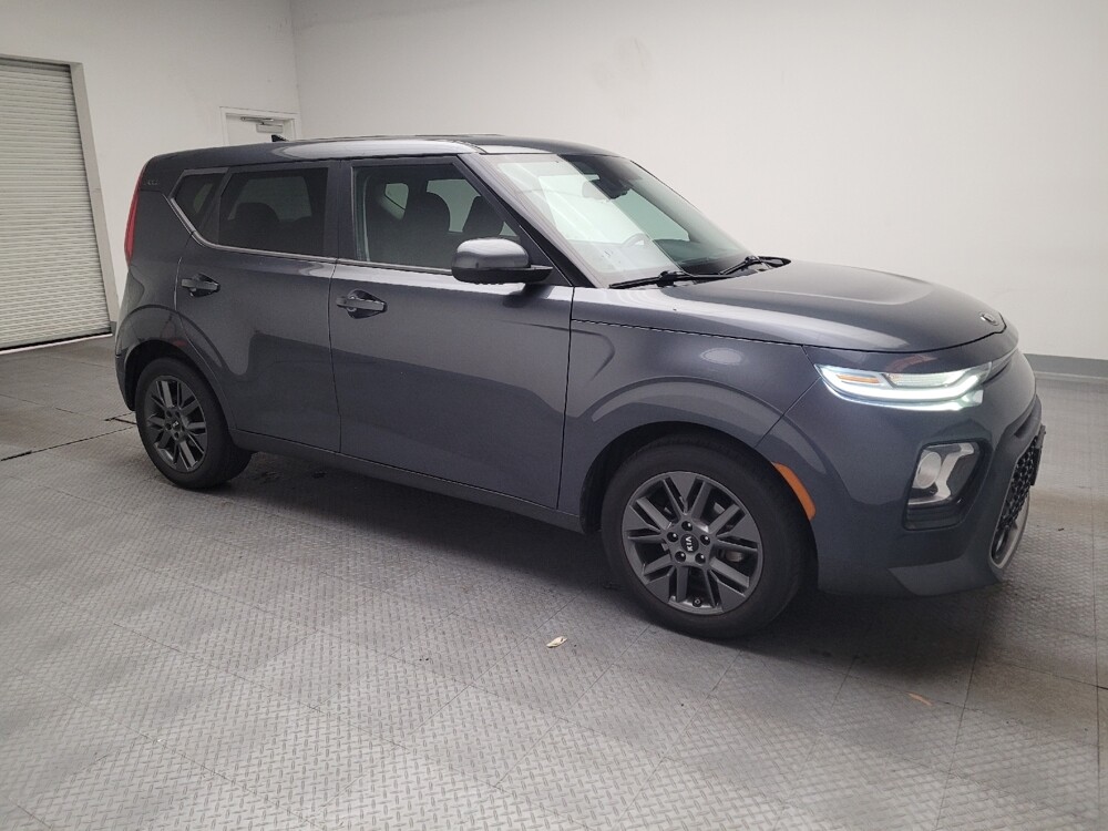2020 Kia Soul in Fresno, CA 93726 - 18131952 11