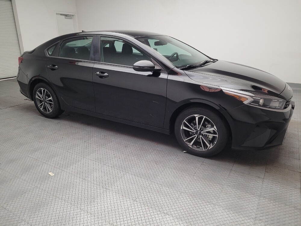 2024 Kia Forte in Montclair, CA 91763 - 18131956 11