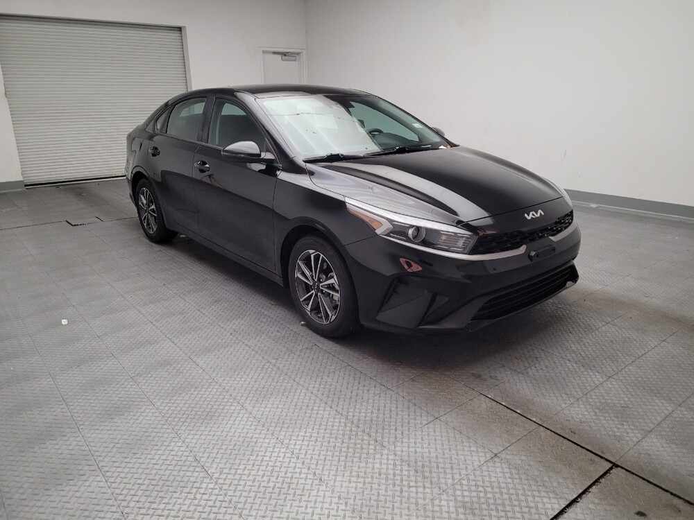 2024 Kia Forte in Montclair, CA 91763 - 18131956 13