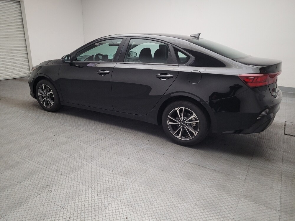 2024 Kia Forte in Montclair, CA 91763 - 18131956 3