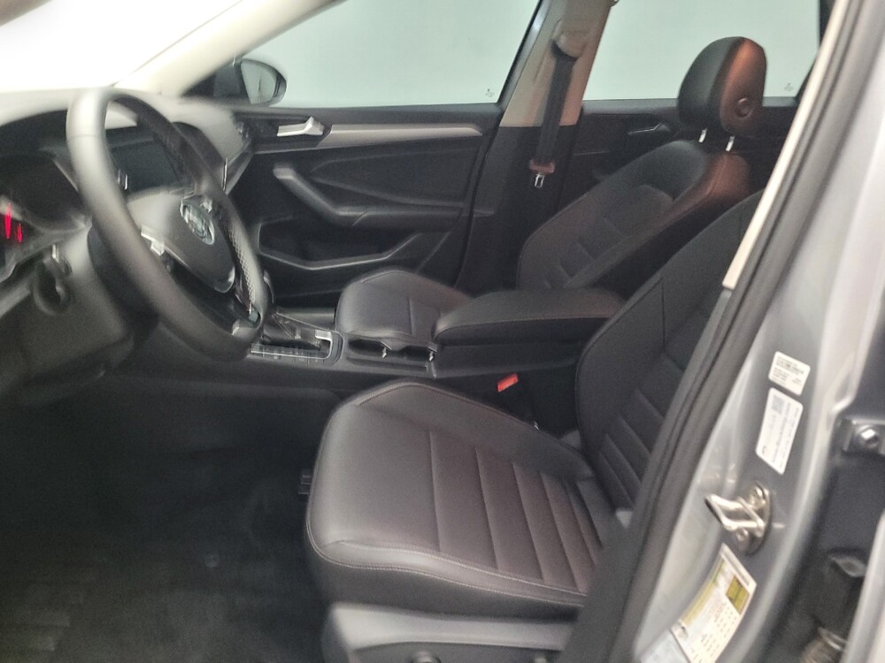 2021 Volkswagen Jetta in Montclair, CA 91763 - 18131957 17