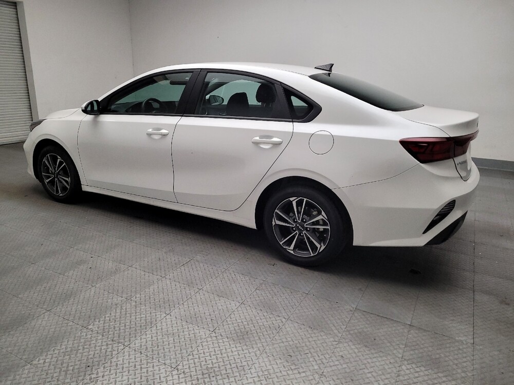 2024 Kia Forte in Montclair, CA 91763 - 18131959 3