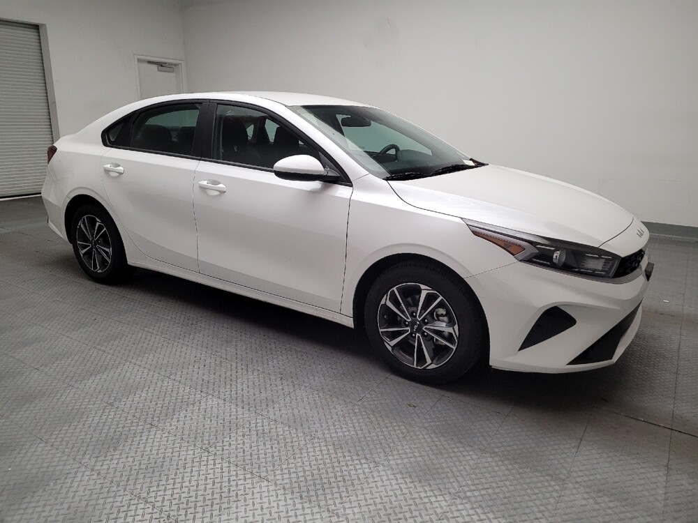 2024 Kia Forte in Montclair, CA 91763 - 18131959 11
