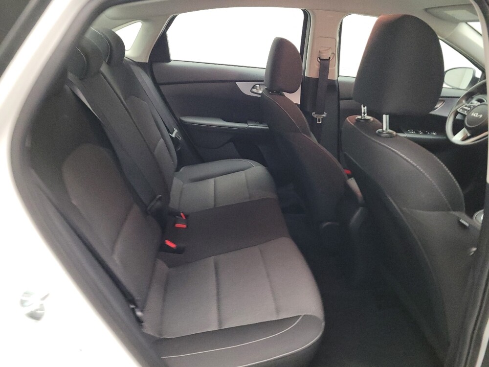 2024 Kia Forte in Montclair, CA 91763 - 18131959 19