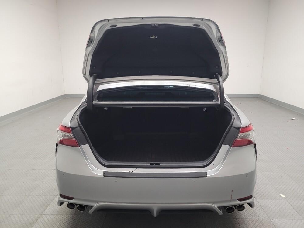 2018 Toyota Camry in Riverside, CA 92504 - 18131963 29