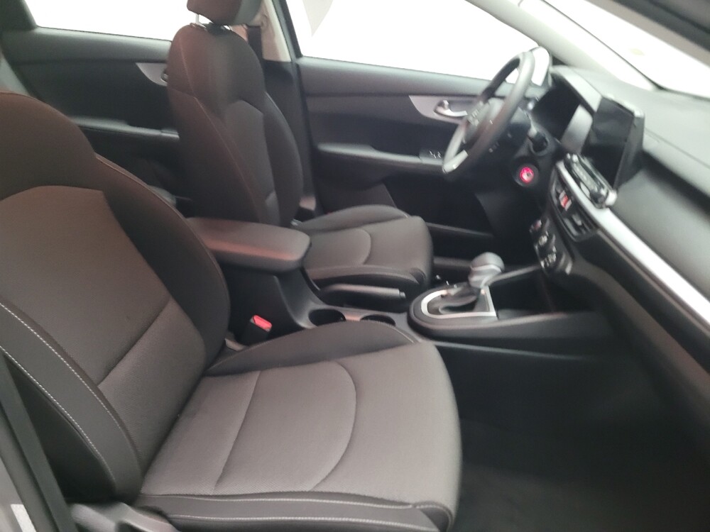2023 Kia Forte in Riverside, CA 92504 - 18131964 21