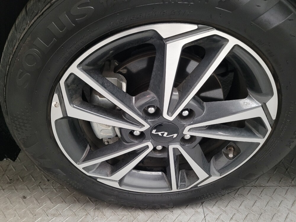 2023 Kia Forte in Riverside, CA 92504 - 18131964 31