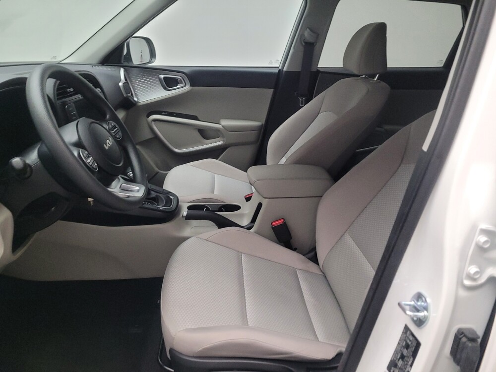 2025 Kia Soul in Montclair, CA 91763 - 18131966 17