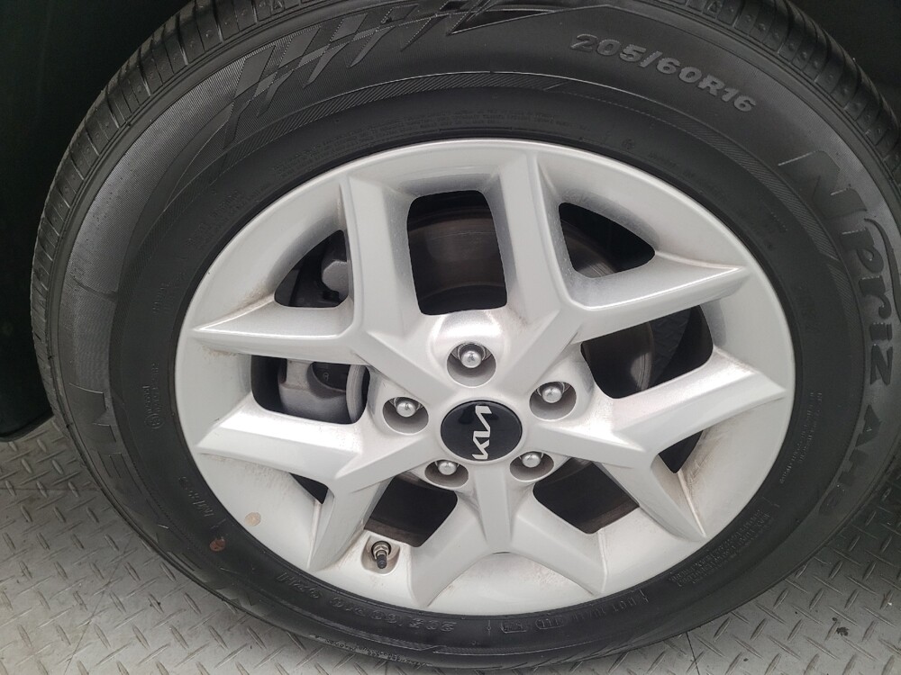 2025 Kia Soul in Montclair, CA 91763 - 18131966 31