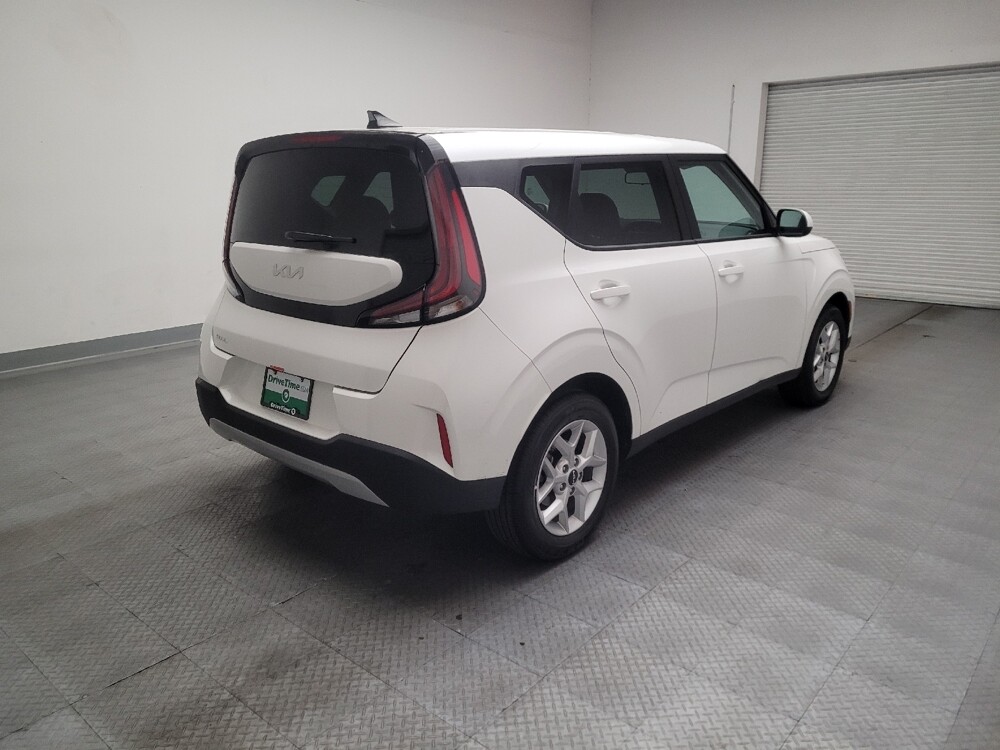 2025 Kia Soul in Montclair, CA 91763 - 18131966 9