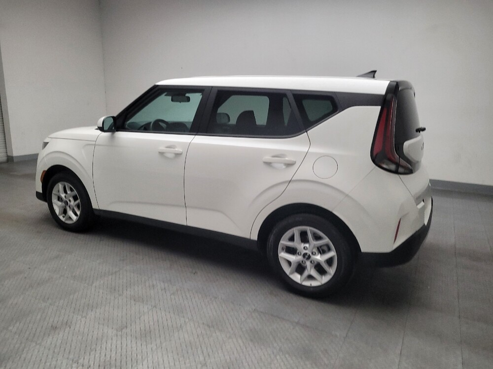 2025 Kia Soul in Montclair, CA 91763 - 18131966 3