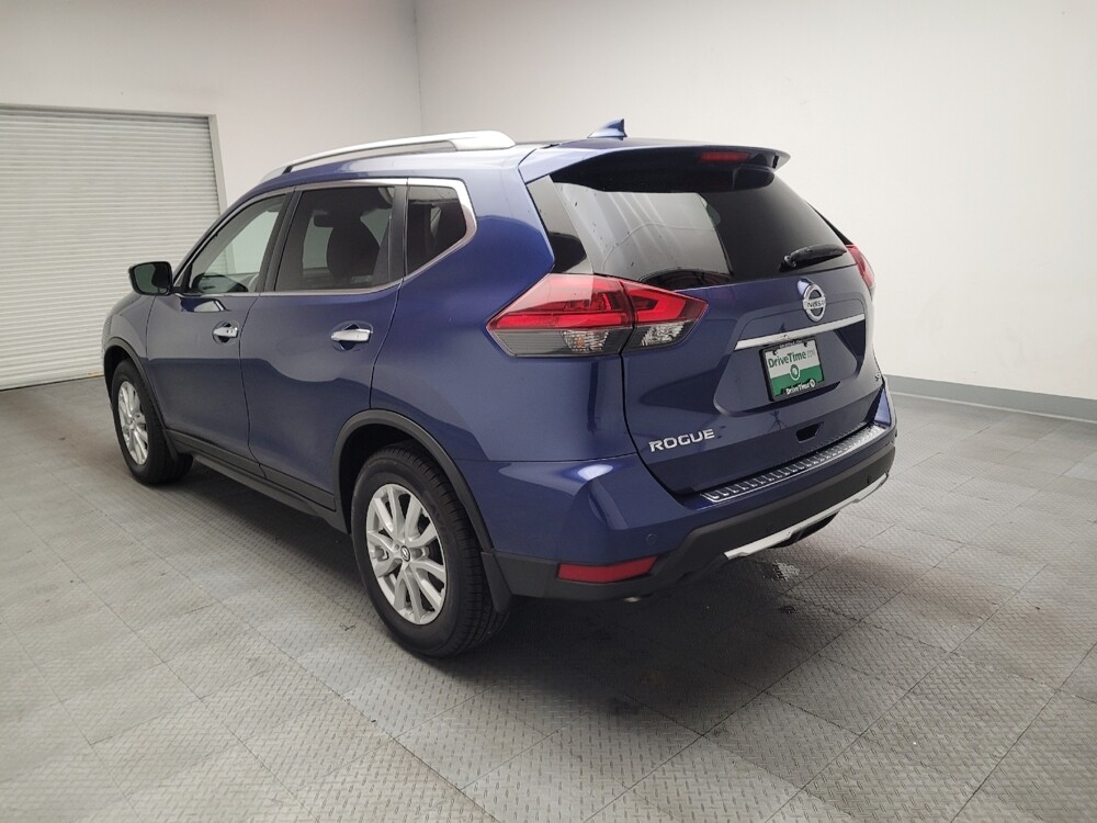 2019 Nissan Rogue in Fresno, CA 93726 - 18131969 5