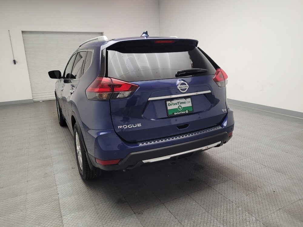 2019 Nissan Rogue in Fresno, CA 93726 - 18131969 6